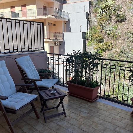 Appartamento La Casa Di Andrea Taormina Esterno foto