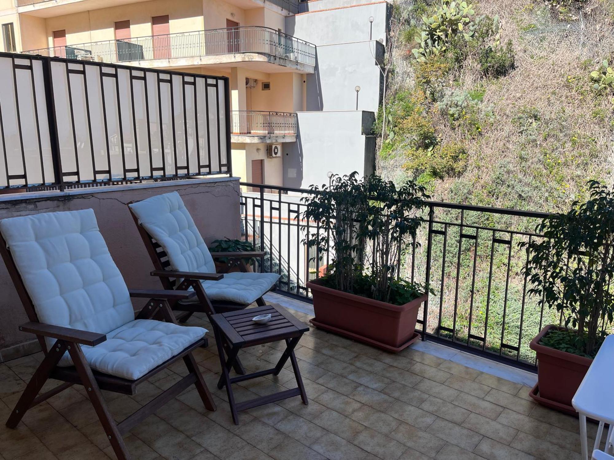 Appartamento La Casa Di Andrea Taormina Esterno foto